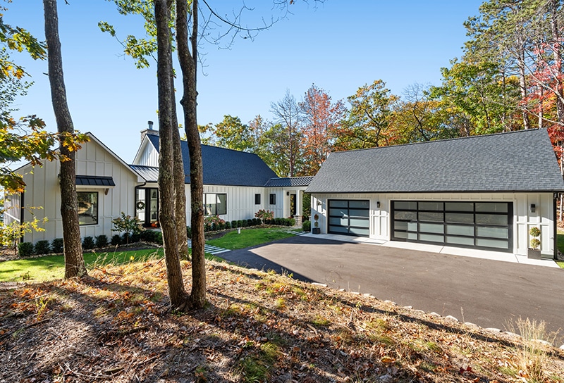 Cottage-on-Lake-Michigan-feature-image